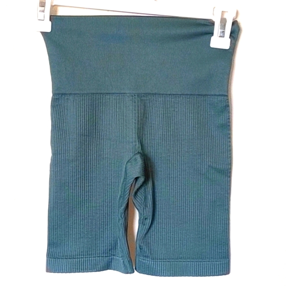 NWT Victoria's Secret Ribbed Bicycle Shorts